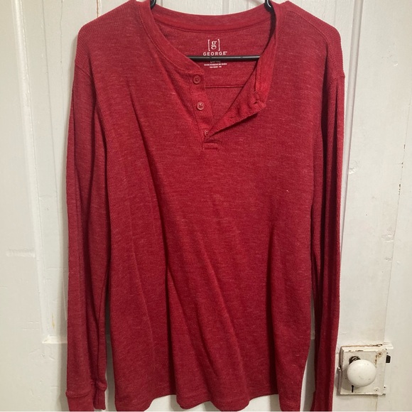 ⚡️ mens George red Henley size medium - Picture 1 of 3